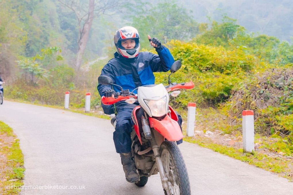 hagiang loop motorbike tours to dong van 7 - Best Time to Ride Motorbike to Sapa and Ha Giang of Vietnam