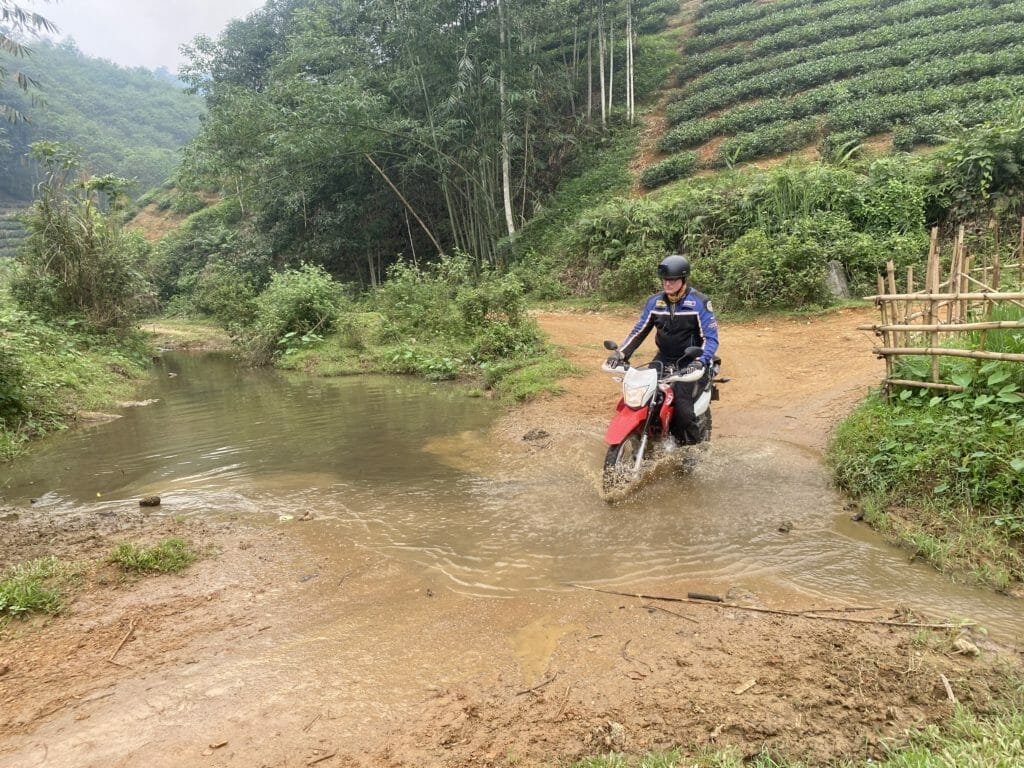 motorcycle tour to North Vietnam 1024x768 - 4-day Blissfull Motorbike tour to Ta Xua, Ngoc Chien, Moc Chau