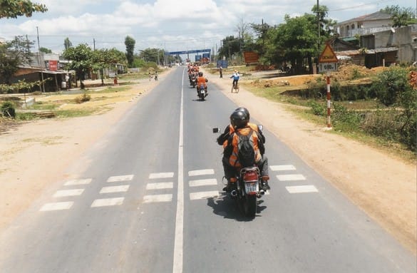 short motorbike tour to rural mekong delta - MEKONG DELTA MOTORBIKE TOUR TO TRA VINH, CHAU DOC, DONG THAP