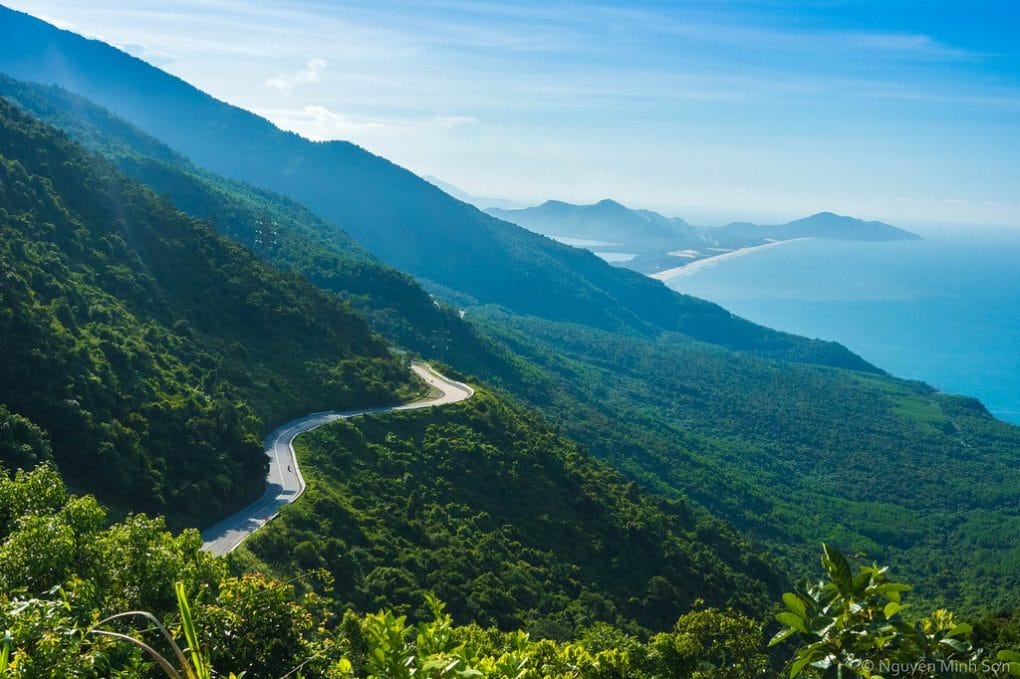 The Hai Van pass - COMPLETE VIETNAM MOTORBIKE TOUR ALONG THE COAST FROM HANOI TO SAIGON