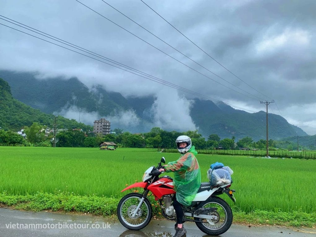 vietnam motorbike tour mai chau pu luong 5 - HANOI MOTORBIKE TOUR TO PU LUONG NATURE RESERVE VIA MAI CHAU
