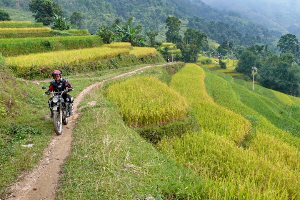 sapa motorbike tour - HANOI OFFROAD MOTORBIKE TOUR TO HA GIANG WITH TRAIN BACK