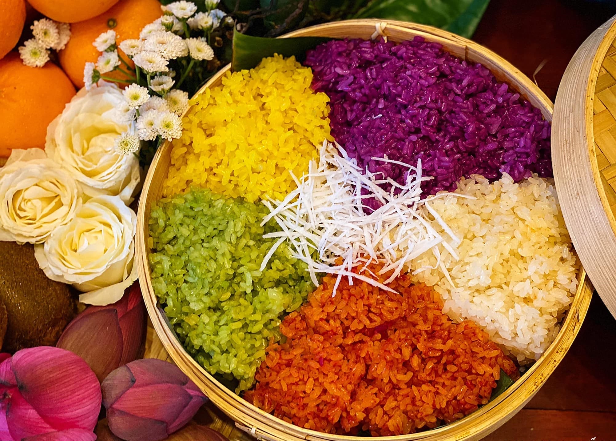 Five Color Sticky Rice - What to Eat While Traveling to Ta Xua Peak, Son La Province