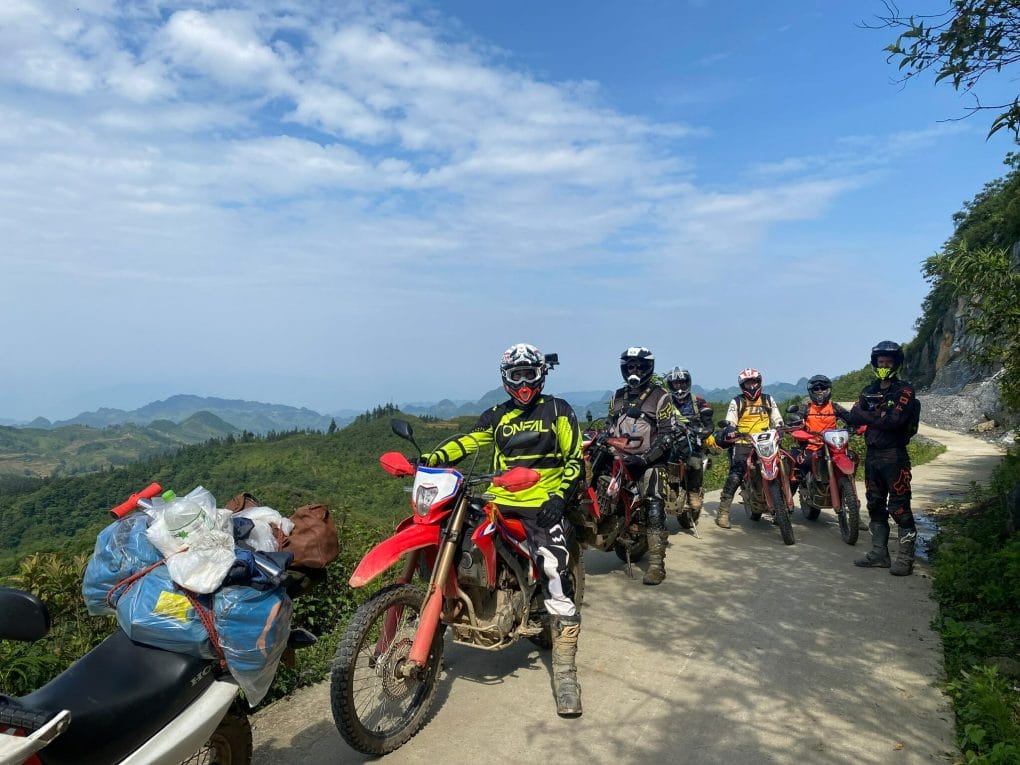 Bac Ha Motorbike tour to Hoang Su Phi Ha giang - Marvelous Vietnam Off-road Motorcycle Tour To Ha Giang And Cao Bang