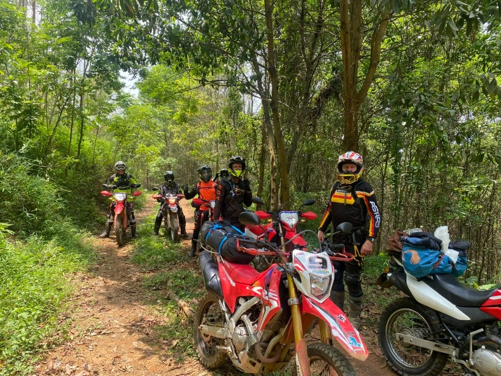 Motorbike tour to Mai chau 1024x768 - WILD HANOI MOTORBIKE TOUR TO MAI CHAU AND PHU YEN