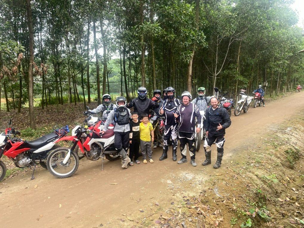 motorbike tour to Vu Linh Thac Ba lake 2 1024x768 - FABULOUS VIETNAM BACKROAD MOTORBIKE TOUR TO HA GIANG, CAO BANG, BA BE LAKE
