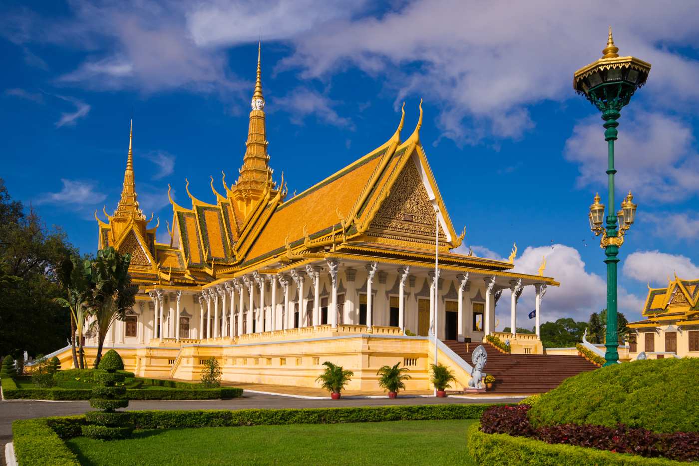Cambodia Phnom Penh Royal Palace - Cambodia Motorcycle Tours from Phnom Penh to Siem Reap